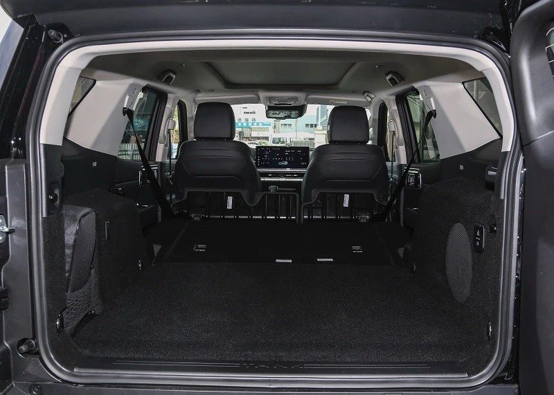 tank 400 SUV tank 400 SUV